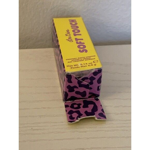 Lime Crime Soft Touch Comfort Matte Lipstick in VIOLET VIBES 4.4g / 0.14oz NEW - Picture 3 of 8